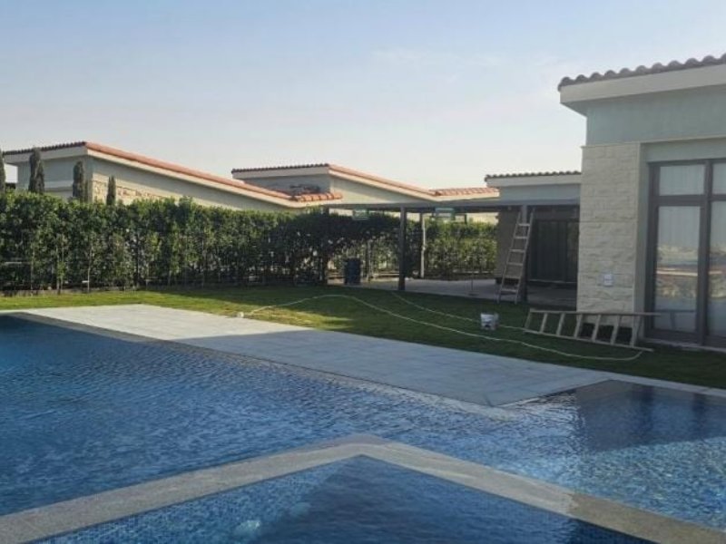 4BR Villa | Private Pool | Caesar thumbnail