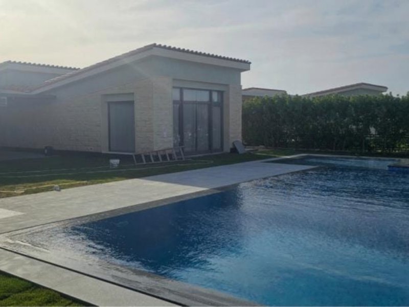 4BR Villa | Private Pool | Caesar thumbnail