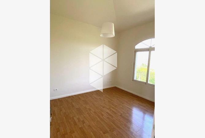 8693005 - صورة العقار 2