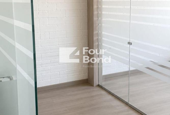 97438370 - Property Main Image