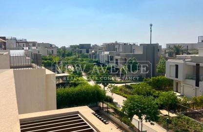 فيلا - 5 - 5 للبيع في سوديك ايست - الحي السادس - هليوبوليس الجديدة - القاهرة