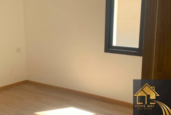 98550302 - Property Image 2