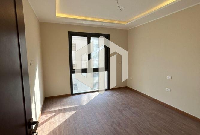 62404901 - صورة العقار 2