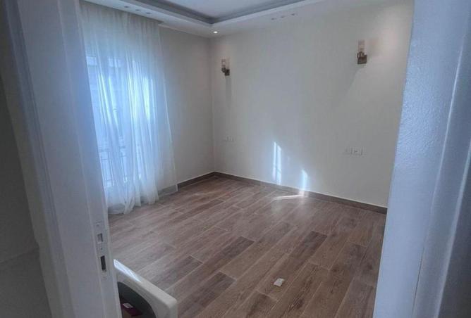 8609410 - Property Image 2