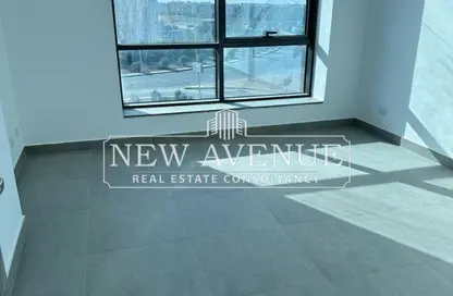 عيادة - غرفة نوم - 1 حمام للايجار في ميفيدا - كمبوندات التجمع الخامس - التجمع الخامس - مدينة القاهرة الجديدة - القاهرة