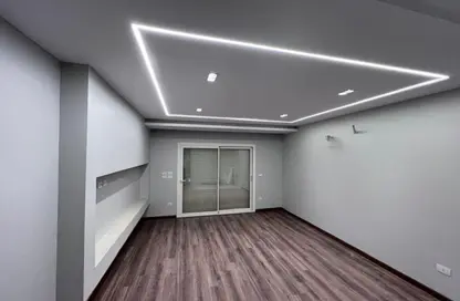 فيلا - 3 غرف نوم - 3 حمامات للايجار في مدينتي - القاهرة