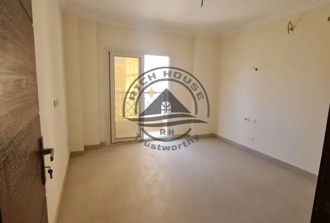 114357813 - Property Image 3
