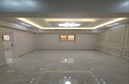 شقة - 3 غرف نوم - 1 حمام للبيع في الحي الثالث - مدينة 6 أكتوبر - الجيزة