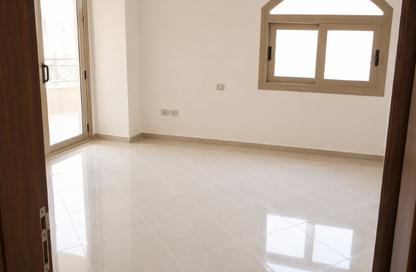 Apartment - 3 Bedrooms - 2 Bathrooms for rent in Orouba Axis - Area A - Ganoob El Acadimia - New Cairo City - Cairo