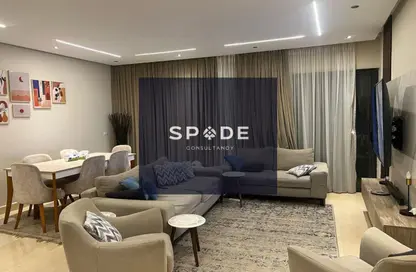 Apartment - 2 Bedrooms - 2 Bathrooms for sale in Lake View Residence - 5th Settlement Compounds - The 5th Settlement - New Cairo City - Cairo