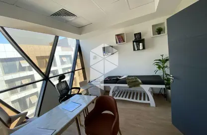 Office Space - 3 Bedrooms - 1 Bathroom for sale in Cairo Business Plaza - North Teseen St. - The 5th Settlement - New Cairo City - Cairo