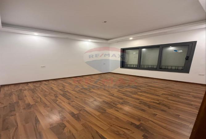 8431770 - Property Image 3