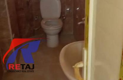 Whole Building - 3 Bedrooms - 2 Bathrooms for rent in Al Gezira St. - South Investors Area - New Cairo City - Cairo