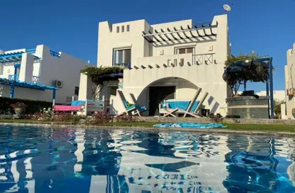 فيلا - 5 غرف نوم - 7 حمامات للبيع في ماونتن فيو راس الحكمة - راس الحكمة - الساحل الشمالي