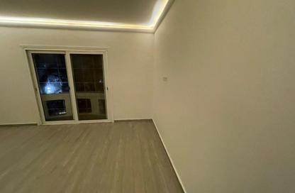 Apartment - 2 Bedrooms - 2 Bathrooms for sale in Mountain View Hyde Park - 5th Settlement Compounds - The 5th Settlement - New Cairo City - Cairo