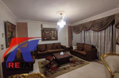 شقة - 3 غرف نوم - 3 حمامات للبيع في شارع امتداد مكرم عبيد - مساكن المهندسين - مدينة نصر - القاهرة