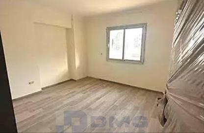 Apartment - 2 - 1 for sale in Bliss Gate - Riviera City - Sheikh Zayed City - Giza