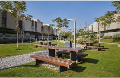 Apartment - 2 Bedrooms - 2 Bathrooms for sale in Al Burouj Compound - El Shorouk Compounds - Shorouk City - Cairo