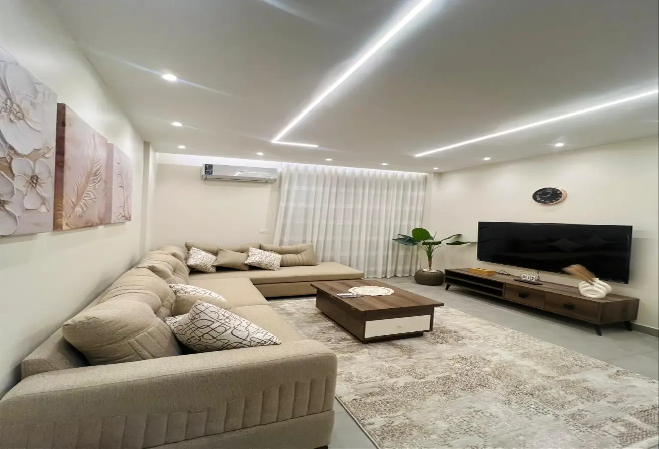 72189478 - Property Main Image