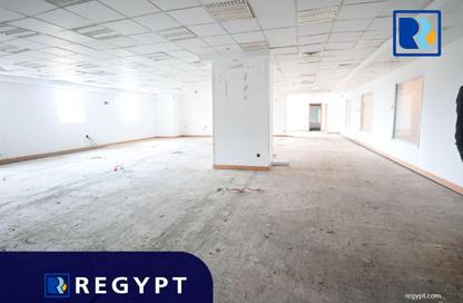 Office Space - Studio - 7 Bathrooms for rent in Al Nasr St. - El Laselky - New Maadi - Hay El Maadi - Cairo