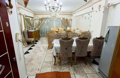 Apartment - 3 Bedrooms - 1 Bathroom for sale in Laurent - Hay Sharq - Alexandria