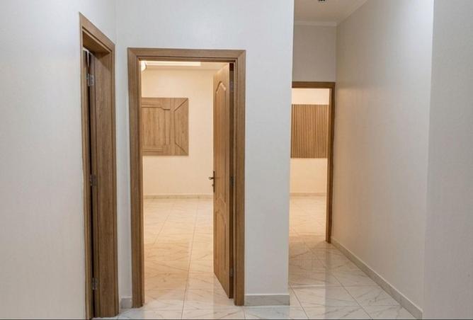 82106425 - Property Image 2