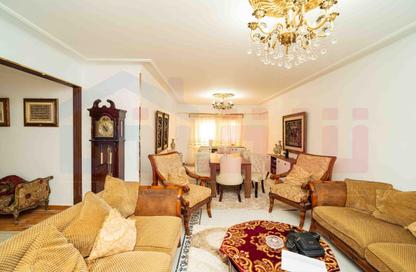 Apartment - 4 Bedrooms - 1 Bathroom for sale in Kafr Abdo - Roushdy - Hay Sharq - Alexandria