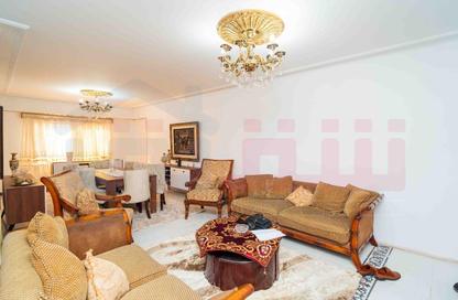 Apartment - 4 Bedrooms - 1 Bathroom for sale in Kafr Abdo - Roushdy - Hay Sharq - Alexandria Apartment - 4 Bedrooms - 1 Bathroom for sale in Kafr Abdo - Roushdy - Hay Sharq - Alexandria