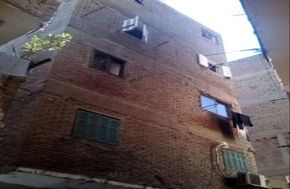 شقة - 2 غرف نوم - 1 حمام للبيع في شارع الجامع - ميت عقبة - الجيزة