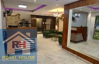 Apartment - 4 Bedrooms - 2 Bathrooms for sale in Nasr City - Cairo