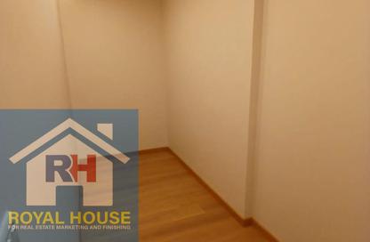 Apartment - 4 Bedrooms - 2 Bathrooms for sale in Nasr City - Cairo