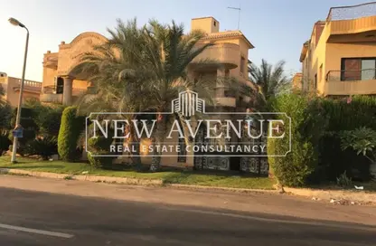 Villa - 6 Bedrooms - 7+ Bathrooms for sale in Hassan Abo Seada St. - Area E - Ganoob El Acadimia - New Cairo City - Cairo