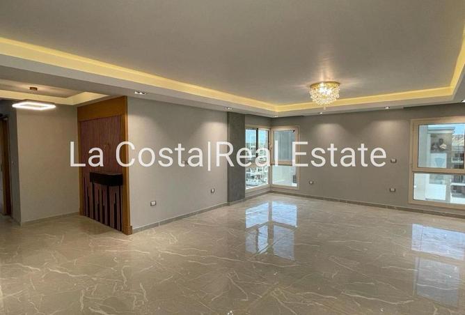 74321972 - Property Image 2