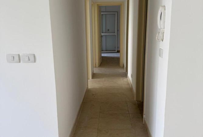 8669177 - Property Image 2