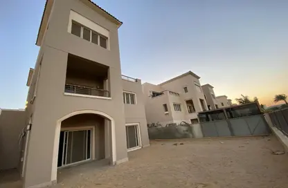 Villa - 5 Bedrooms - 6 Bathrooms for sale in Celesta Hills - Uptown Cairo - Mokattam - Cairo