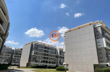 Apartment - 3 Bedrooms - 3 Bathrooms for sale in lakefront - Hadayek October - 6 October City - Giza