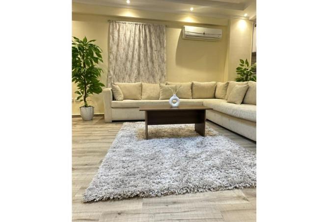 73233434 - Property Main Image