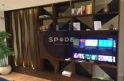 (بنتهاوس (روف - 3 غرف نوم - 2 حمامات للبيع في ماونتن فيو هايد بارك - كمبوندات التجمع الخامس - التجمع الخامس - مدينة القاهرة الجديدة - القاهرة (بنتهاوس (روف - 3 غرف نوم - 2 حمامات للبيع في ماونتن فيو هايد بارك - كمبوندات التجمع الخامس - التجمع الخامس - مدينة القاهرة الجديدة - القاهرة