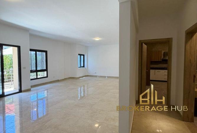 70632942 - Property Image 2