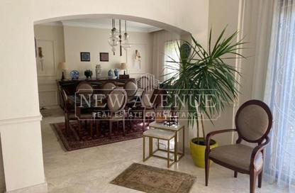 Apartment - 3 Bedrooms - 2 Bathrooms for sale in Galleria Residences - South Investors Area - New Cairo City - Cairo