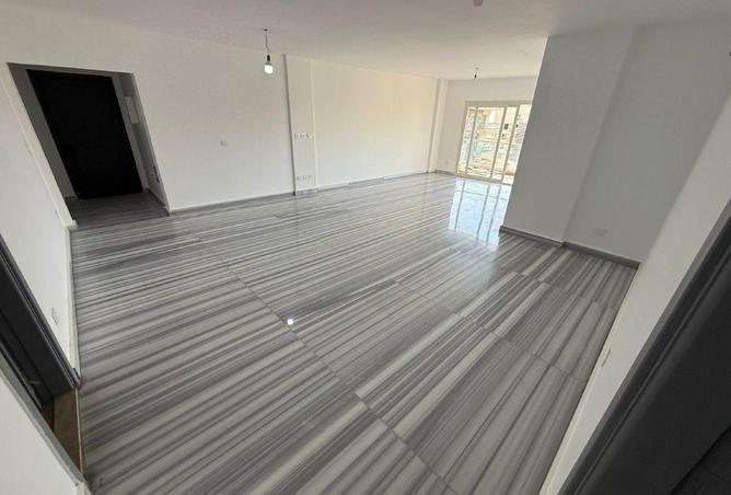 8614607 - Property Image 3