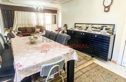 شقة - 3 - 1 للبيع في شارع محرم بك - محرم بك - حي وسط - الاسكندرية