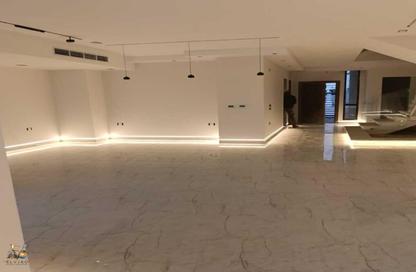 Apartment - 4 Bedrooms - 3 Bathrooms for rent in Garden Residence - Hyde Park - New Cairo City - Cairo