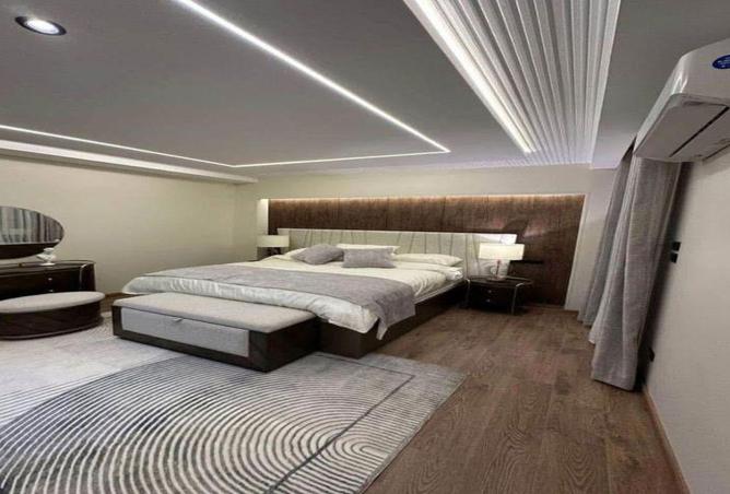 8569860 - Property Image 2