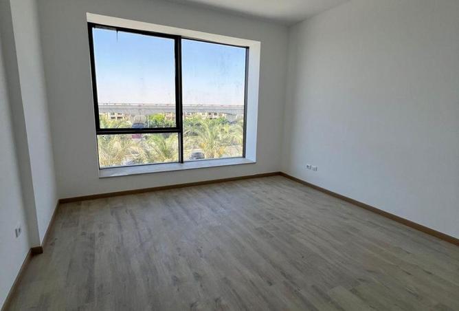 81843602 - Property Main Image