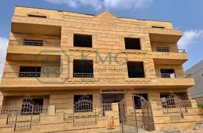 Apartment - 4 Bedrooms - 3 Bathrooms for sale in West Golf Extension - El Katameya Compounds - El Katameya - New Cairo City - Cairo
