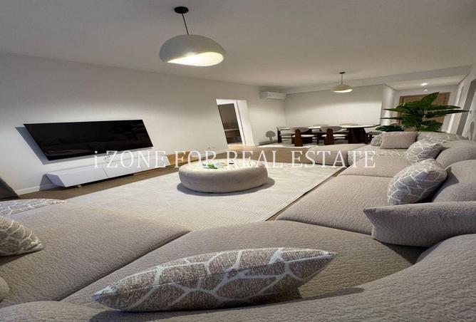 8571757 - Property Image 2