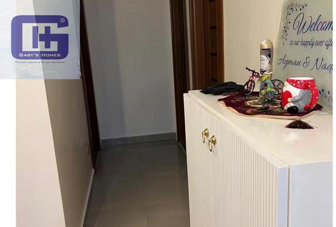98279389 - Property Image 3