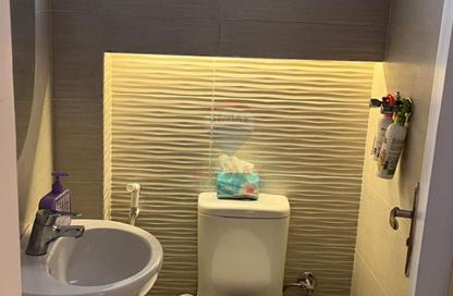 Apartment - 3 Bedrooms - 3 Bathrooms for sale in Al Lewaa Ahmed Hamdy St. - Al Motamayez District - 6 October City - Giza Apartment - 3 Bedrooms - 3 Bathrooms for sale in Al Lewaa Ahmed Hamdy St. - Al Motamayez District - 6 October City - Giza