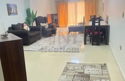 شقة - 3 غرف نوم - 3 حمامات للايجار في مدينة وصال - كمبوندات الشروق - مدينة الشروق - القاهرة